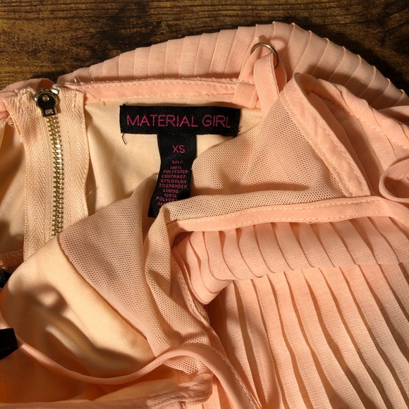 Material Girl - Pleated Mesh Dress - Picture 5 of 5